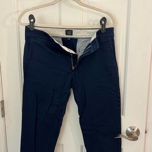 Men’s J.Crew Navy Blue Strech Chino Trousers size 30 x 32
